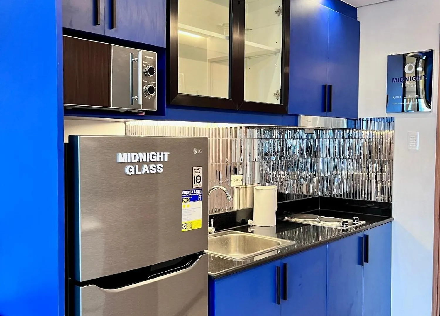 Deluxe Executive Corner Unit In Makati Appartement Manilla