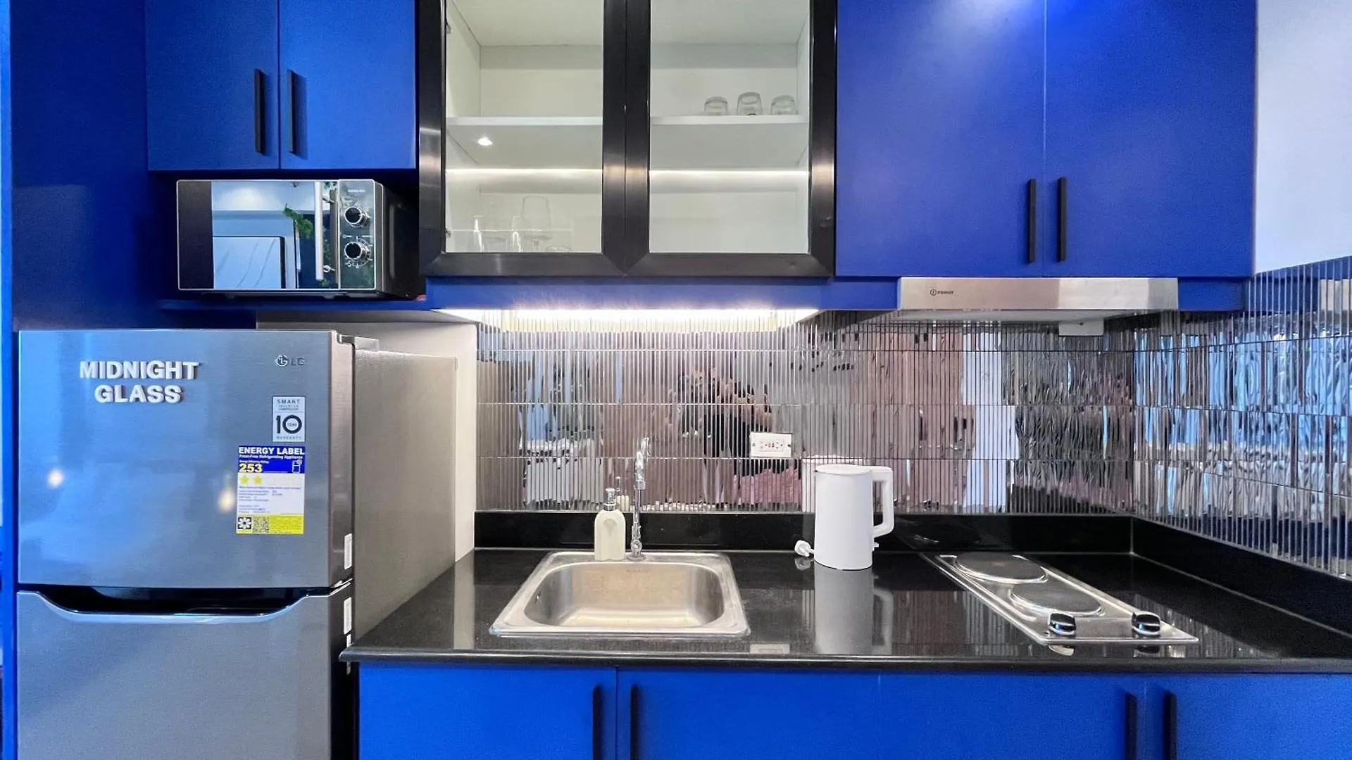 Deluxe Executive Corner Unit In Makati Apartment Manila Philippines